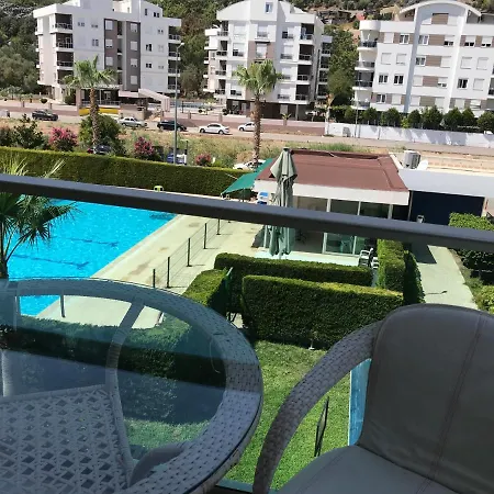Daire 30 Minutes' Walk To The Beach, 1+1 Residence, Antalya, Konyaaltı